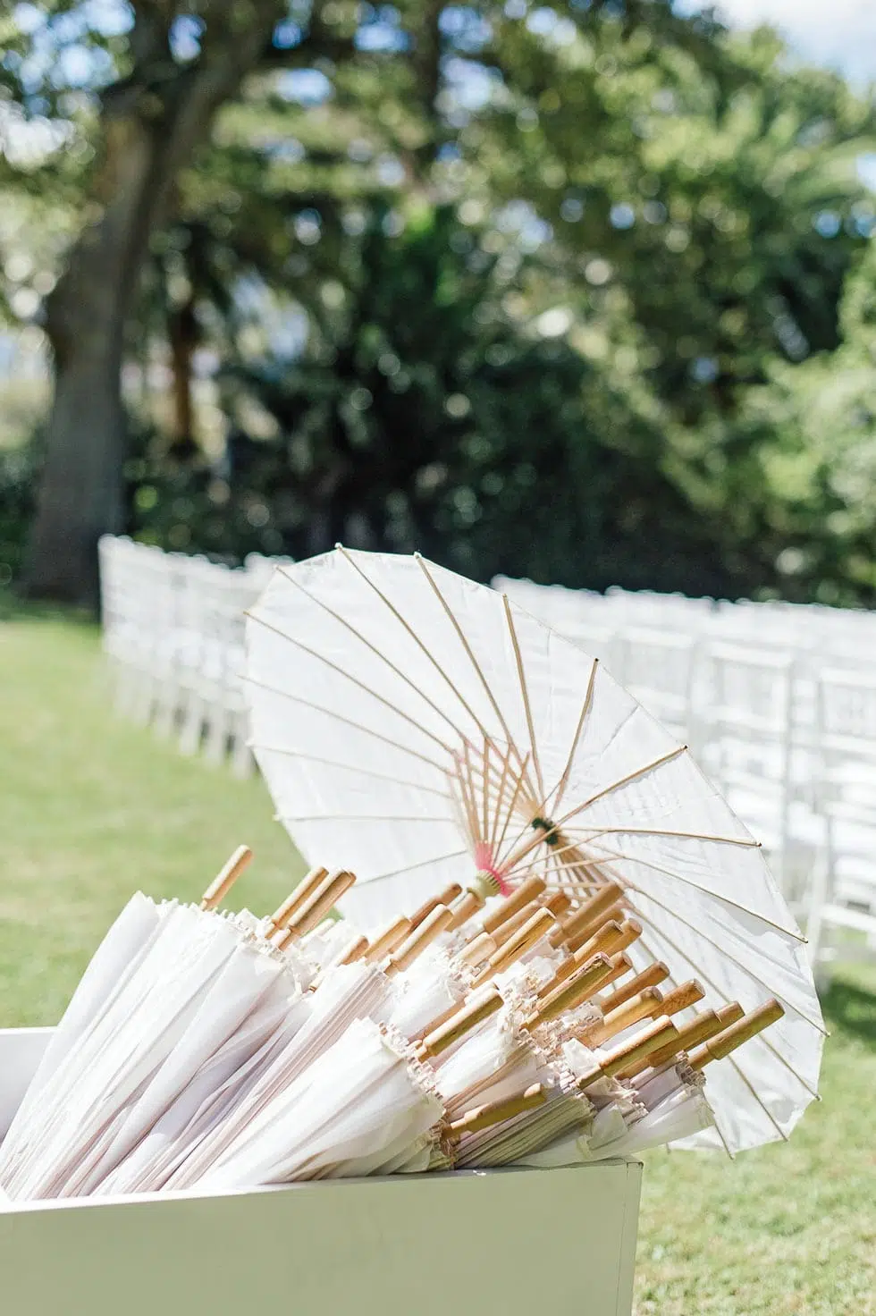 Schirme Hochzeit im Freien