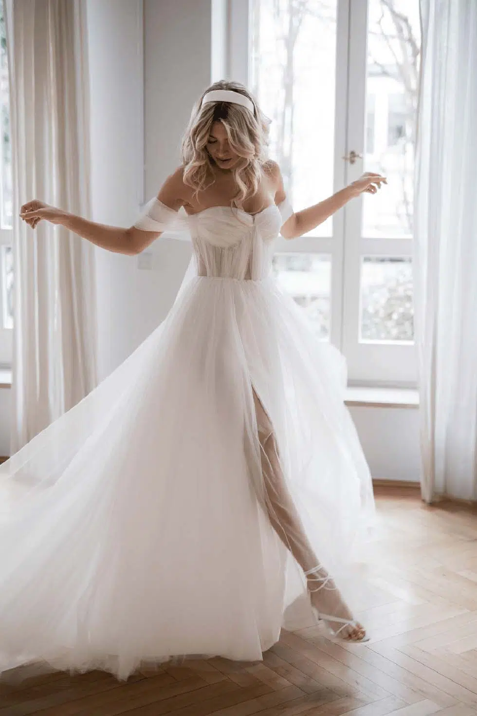 Brautkleid München White Silhouette